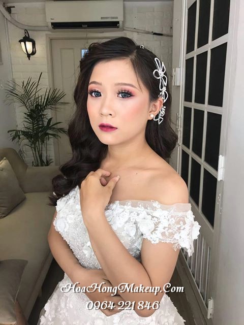 Trang điểm cô dâu ở Tiền Giang